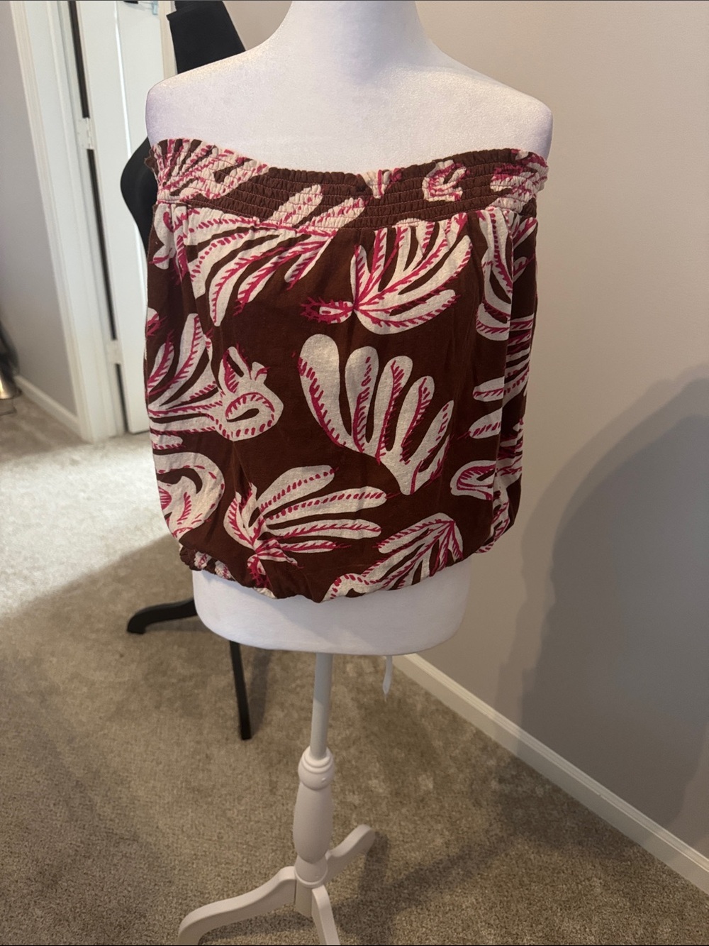 Anthropologie Brown Strapless Tropical Print Tube Top with Pink & Cream Leaves